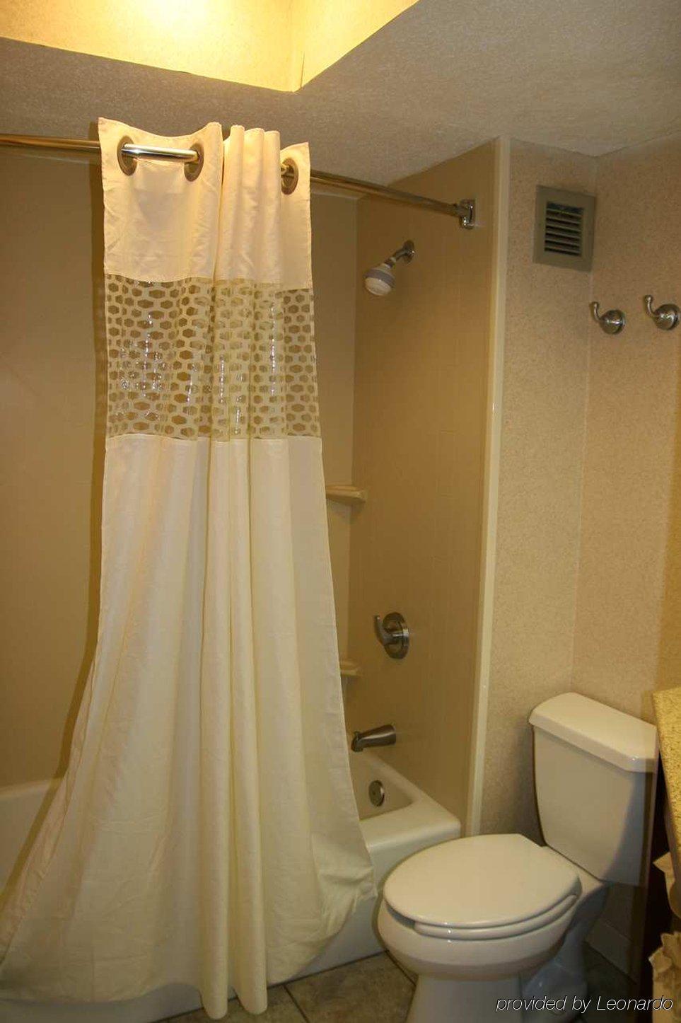 Hampton Hotel