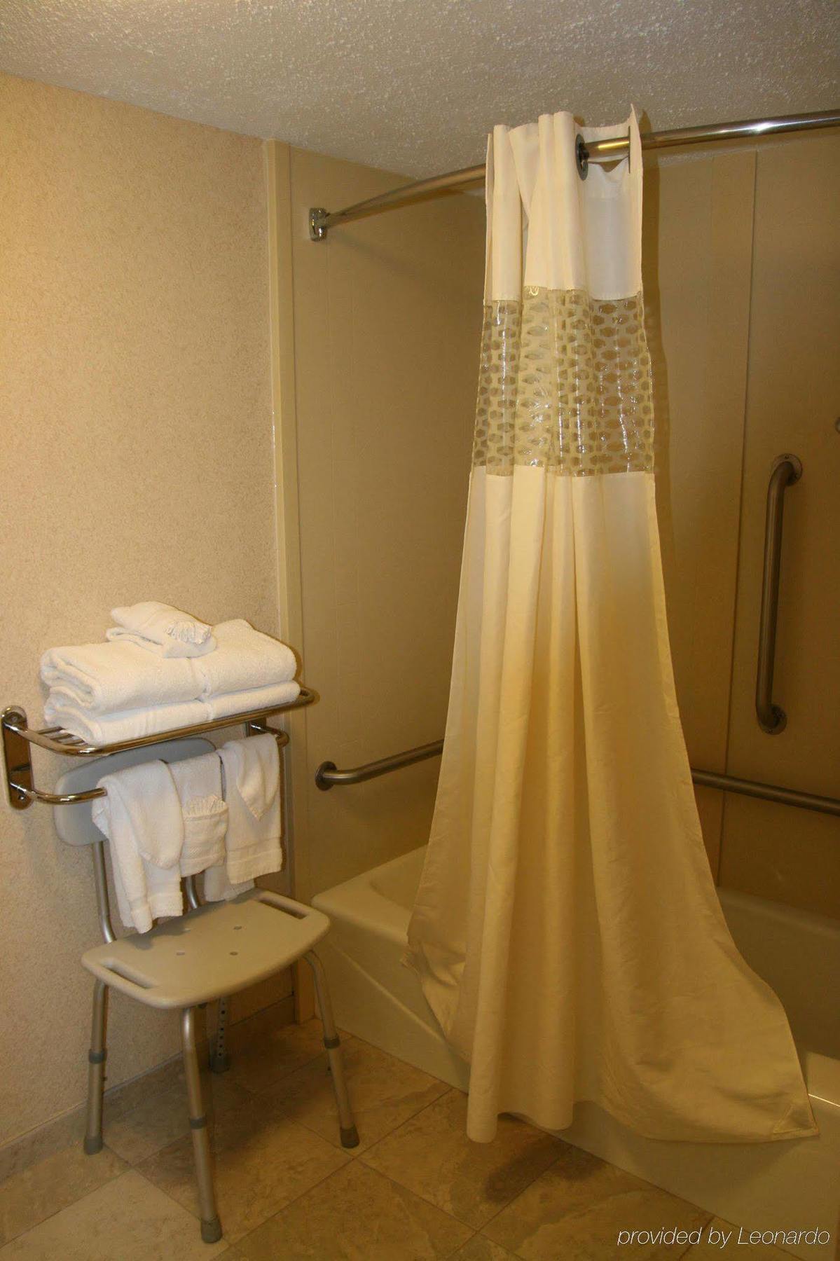 Hotel Hampton
